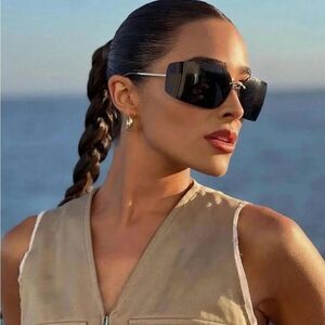 Rimless square sunglasses K10